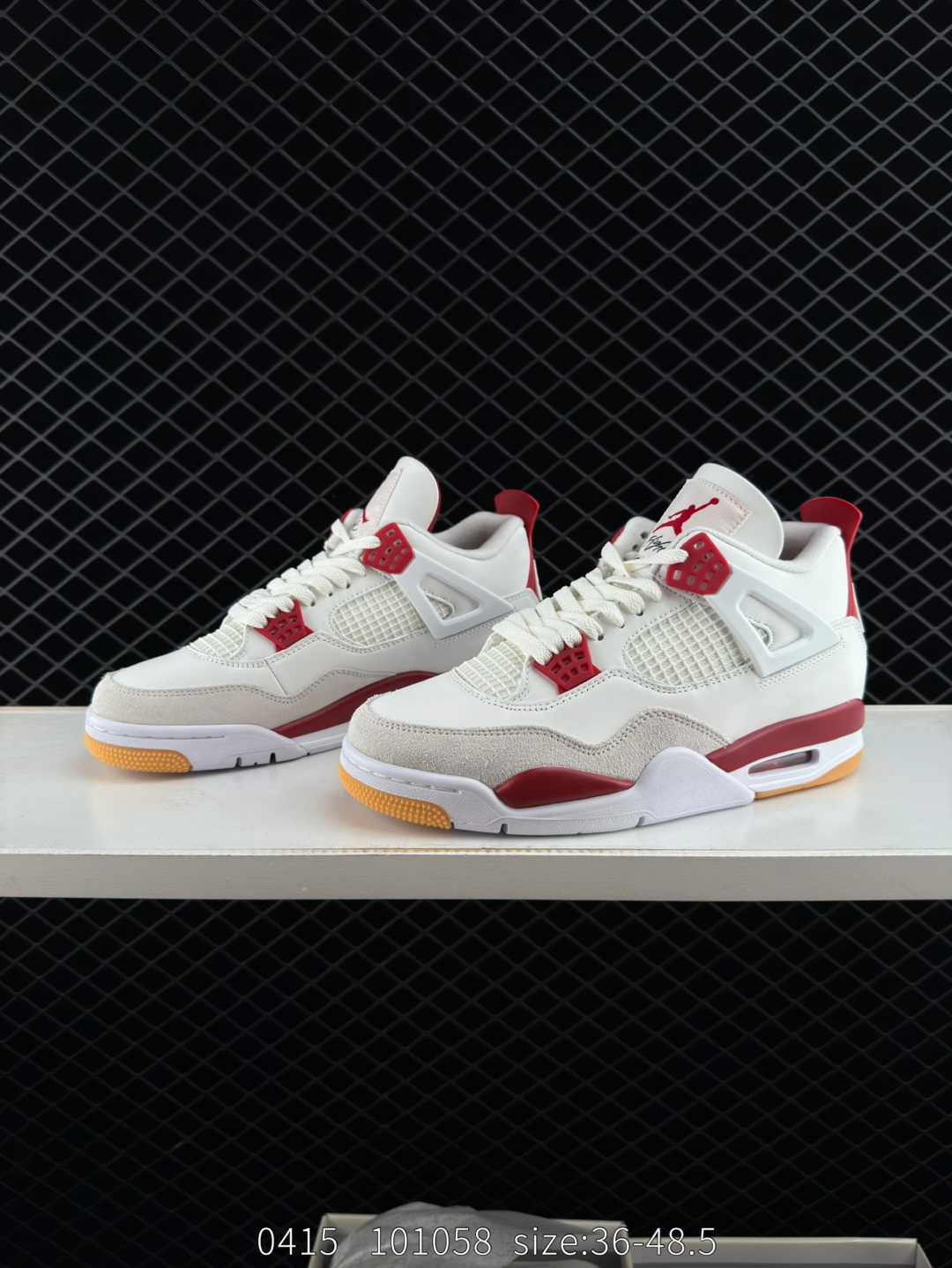 Nike Air Jordan 4 Retro